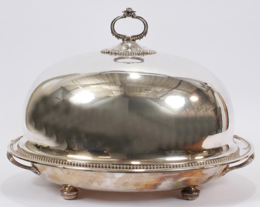 ELKINGTON & CO. SHEFFIELD PLATE PLATTER & DOME: ELKINGTON & CO. SILVER SHEFFIELD PLATE PLATTER & DOME, 2 PCS, H 16", W 20" An Elkington & Co. silver plated turkey platter with dome. Bearing Elkington & Co. hallmarks to the underside of the handled 