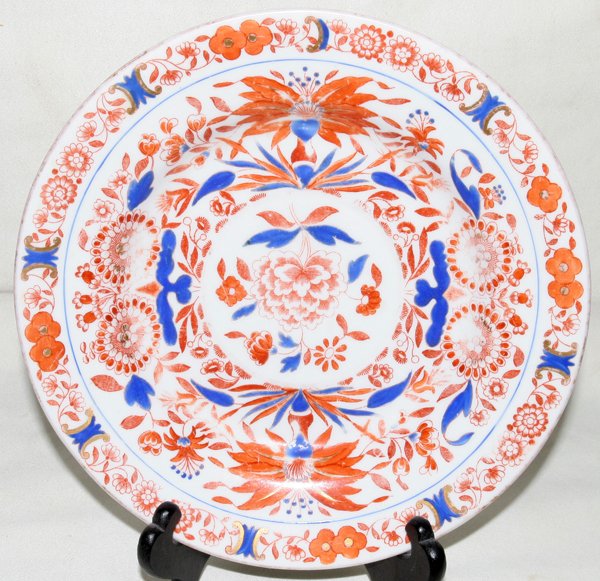ENGLISH DERBY 'IMARI' PATTERN PLATE, C. 1840