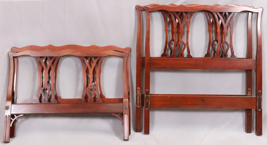 KINDEL MAHOGANY TWIN-SIZE BED FRAMES, PAIR (1 of 5)