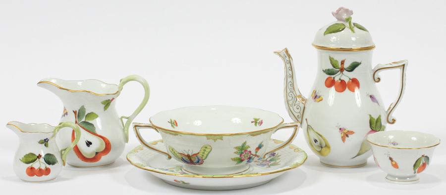 HEREND PORCELAIN TEA SET, VICTORIA CREAM SOUP (1 of 7)