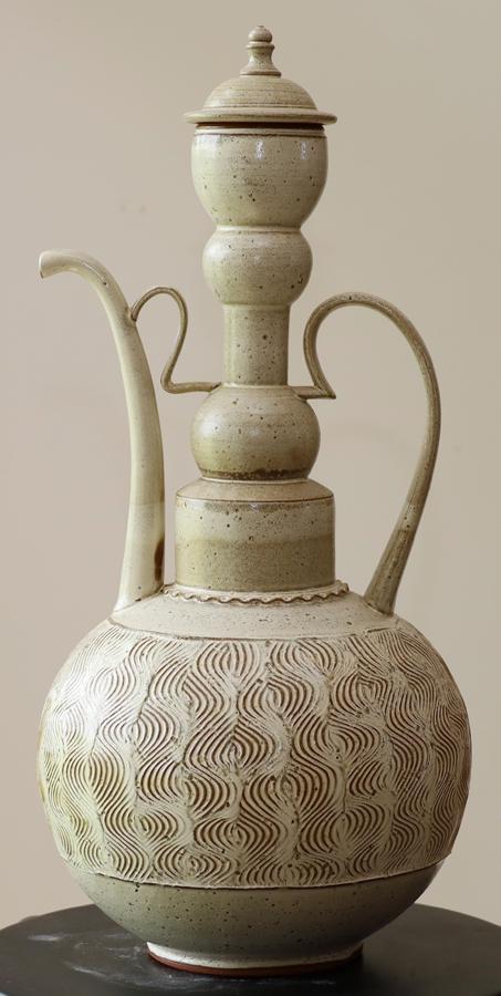 MIDDLE EASTERN STYLE CERAMIC DALLAH (1 of 2)