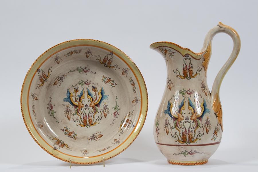 ITALIAN CAPODIMONTE PITCHER & WASH BASIN, 2 PCS (1 of 6)