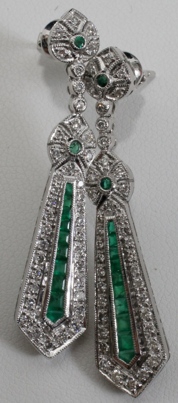GOLD, EMERALD & DIAMOND PENDANT EARRINGS