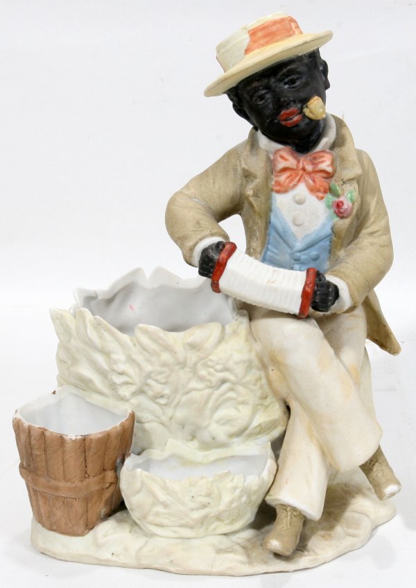 BISQUE BLACK CIGAR SMOKER WITH BASKETS