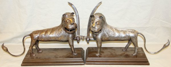 PERSIAN STEEL LIONS HOLDING SABERS PAIR H 12"