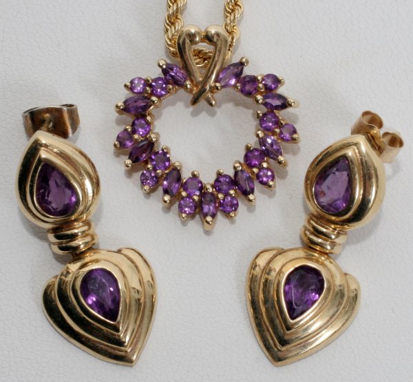 AMETHYST LAVALIERE & EARRINGS, GOLD CHAIN