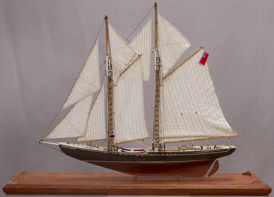 SHIP MODEL, CUTTER RIGGED "BLUENOSE", L 30" (1 of 6)