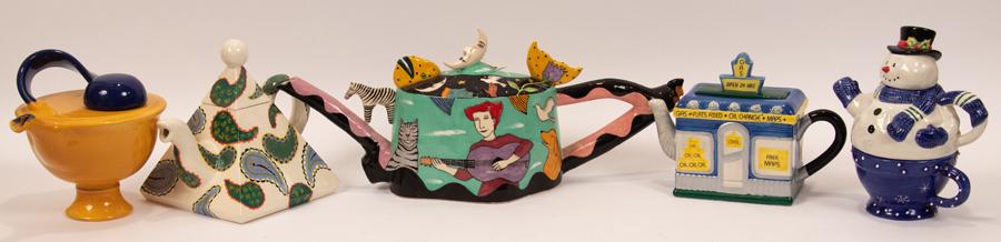 CERAMIC TEAPOTS, LOT OF FIVE (1 of 10)