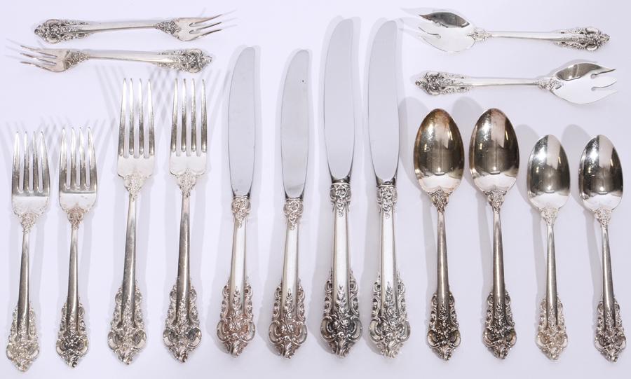 WALLACE 'GRAND BAROQUE' STERLING FLATWARE, 95 PCS (1 of 5)