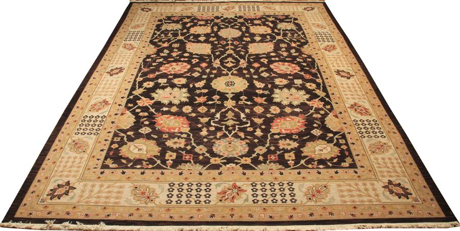 OUSHAK PATTERN HAND WOVEN WOOL RUG (1 of 2)