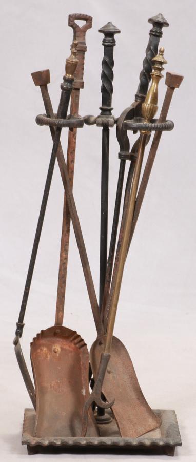 CAST IRON FIRE TOOL STAND  H 27" (1 of 3)