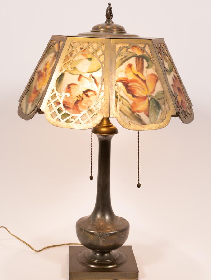 PAIRPOINT REVERSE PAINTED GLASS  TABLE LAMP H 24" DIA (1 of 7)