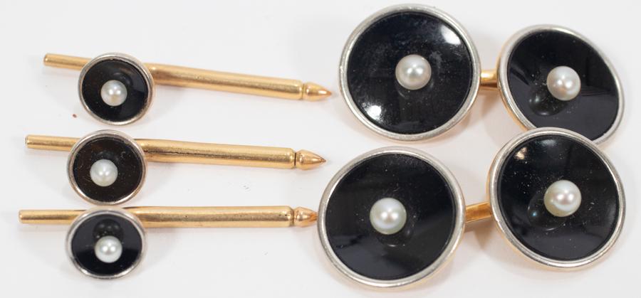14KT YELLOW GOLD, PEARL AND ONYX CUFFLINKS AND STUDS 5 (1 of 4)