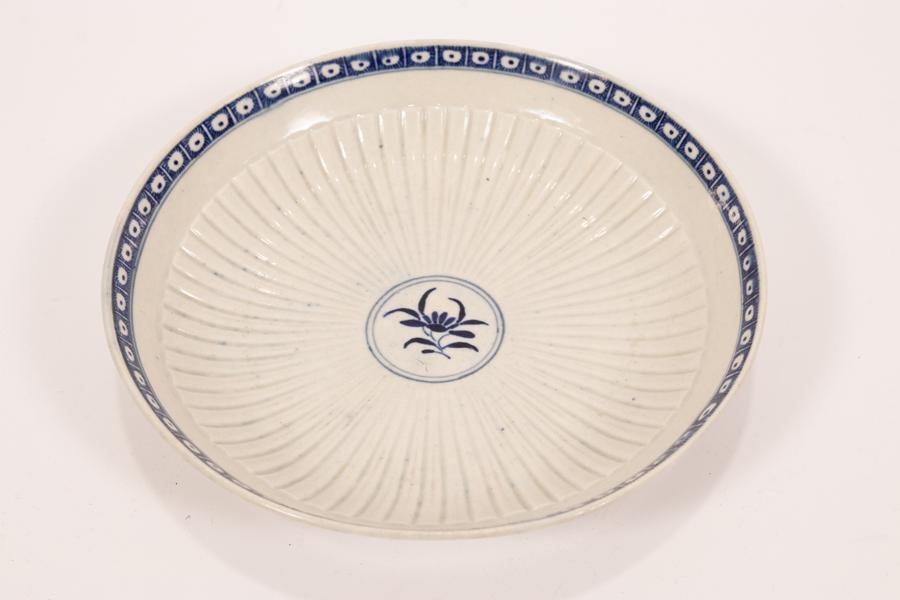 DR WALL WORCESTER PORCELAIN BOWL, 18TH.C. H 2.5" DIA 7" (1 of 5)