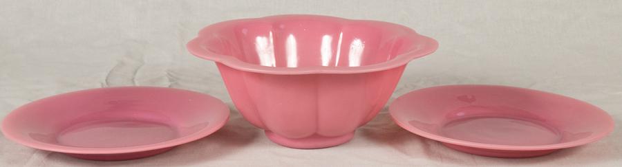 CHINESE GLASS PLATES AND BOWL 3 PIECES DIA 8.125" (1 of 2)
