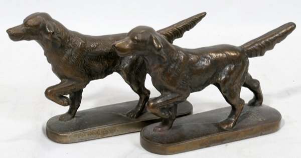 IRON HUNTING DOGS BROWN BOOK ENDS, ANTIQUE,: IRON HUNTING DOGS BROWN PATINA BOOK ENDS, ANTIQUE, PAIR, L 8", D 2":