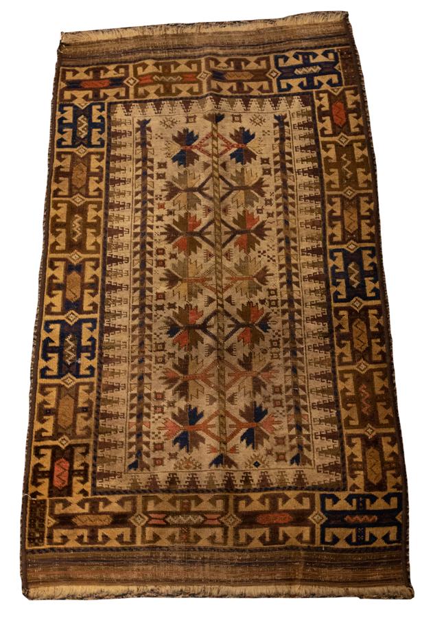 CAUCASIAN CABISTAN HAND WOVEN RUG C 1900, W 31" L 53": CAUCASIAN CABISTAN HAND WOVEN RUG C 1900, W 31" L 53" 4'5" x 2'7". Stylized pattern in beige tones. Wool. From a Windemere, Grosse Pointe Farms estate.