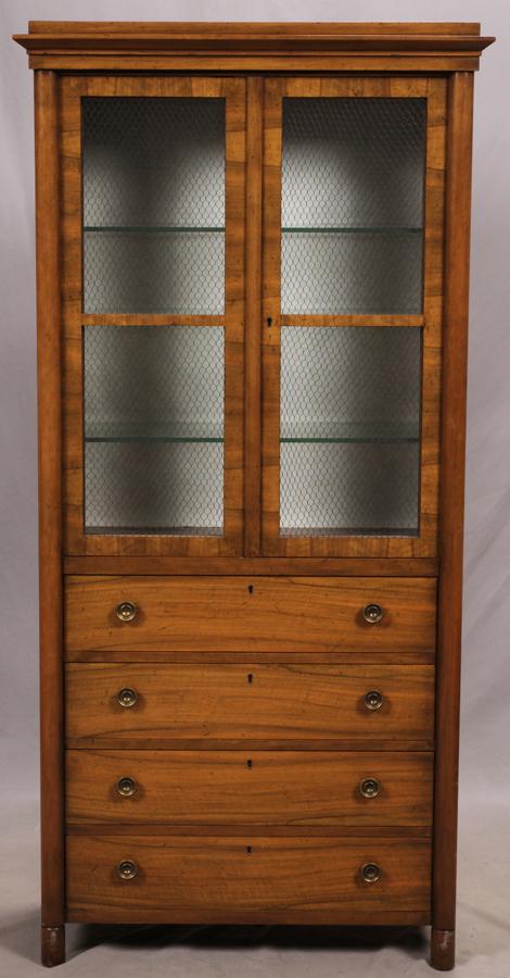 BAKER FURNITURE CO. MAHOGANY DISPLAY CABINET H 66" W (1 of 3)
