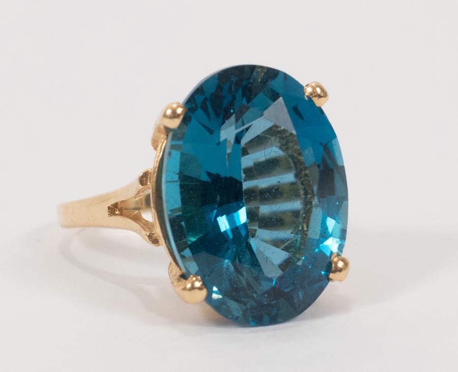 BLUE TOPAZ & 14KT YELLOW GOLD RING, SIZE 6.5, T.W. 8.9 (1 of 5)