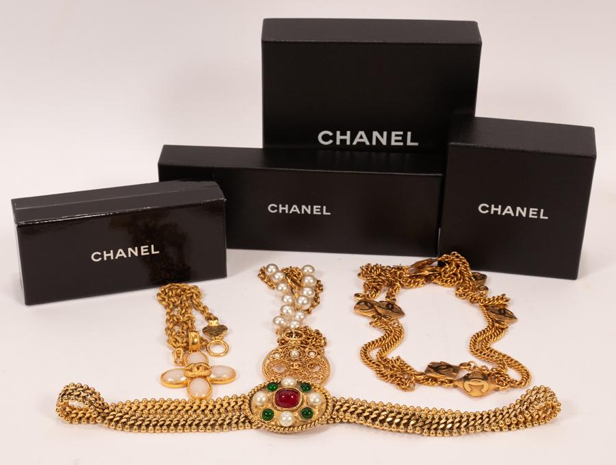 CHANEL BELTS AND NECK CHAINS,  LOT OF FOUR (1 of 18)