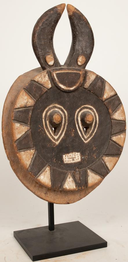 BAULE, IVORY COAST,  AFRICAN POLYCHROME CARVED WOOD (1 of 3)