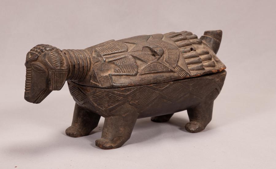 EDO CULTURE, NIGERIA, AFRICAN CARVED WOOD SHEEP FORM (1 of 5)