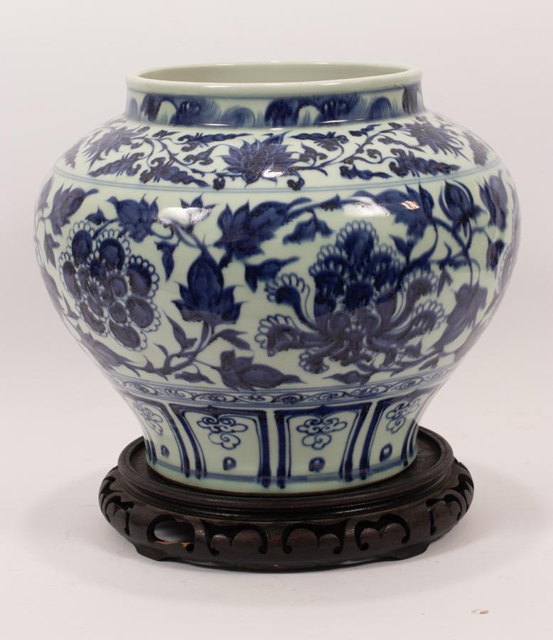 CHINESE BLUE & WHITE PORCELAIN VASE, H 11.5", DIA 14" (1 of 10)