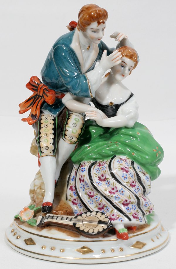 OCCUPIED JAPAN PORCELAIN COURTING COUPLE, H 7" : OCCUPIED JAPAN PORCELAIN COURTING COUPLE, H 7", DIA 5" CIRCA 1947:Banjo at feet. *