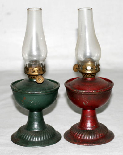 AMERICAN TIN OIL LAMPS, TWO, H 8"
