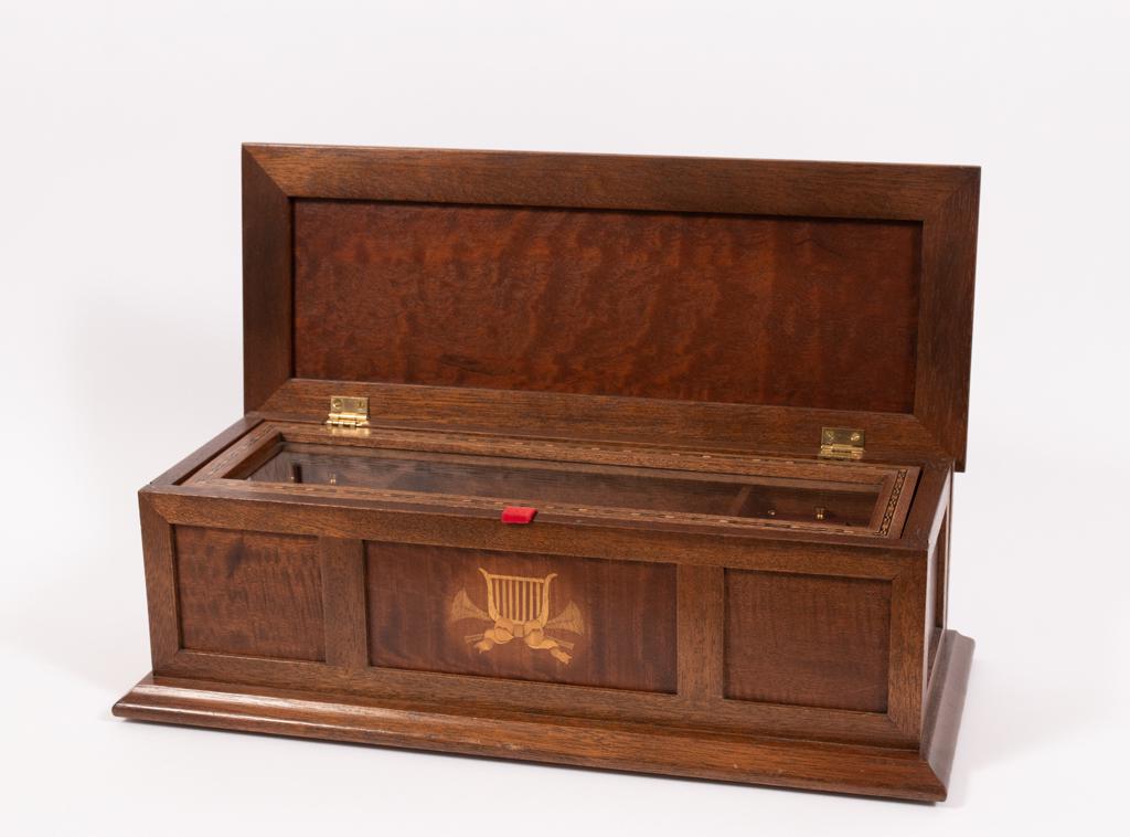 THORENS MUSIC BOX L 19": THORENS MUSIC BOX L 19" Wood box with hinged cover. 5 brass cylinders each 3.5". #79492. One comb.