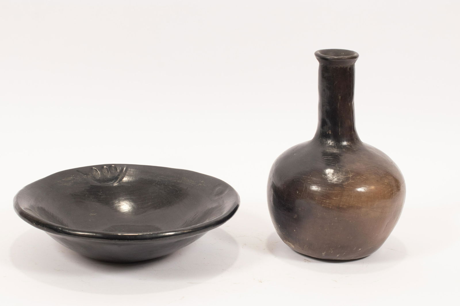NATIVE AMERICAN POTTERY VESSEL & BOWL, 2 PCS, H (1 of 7)