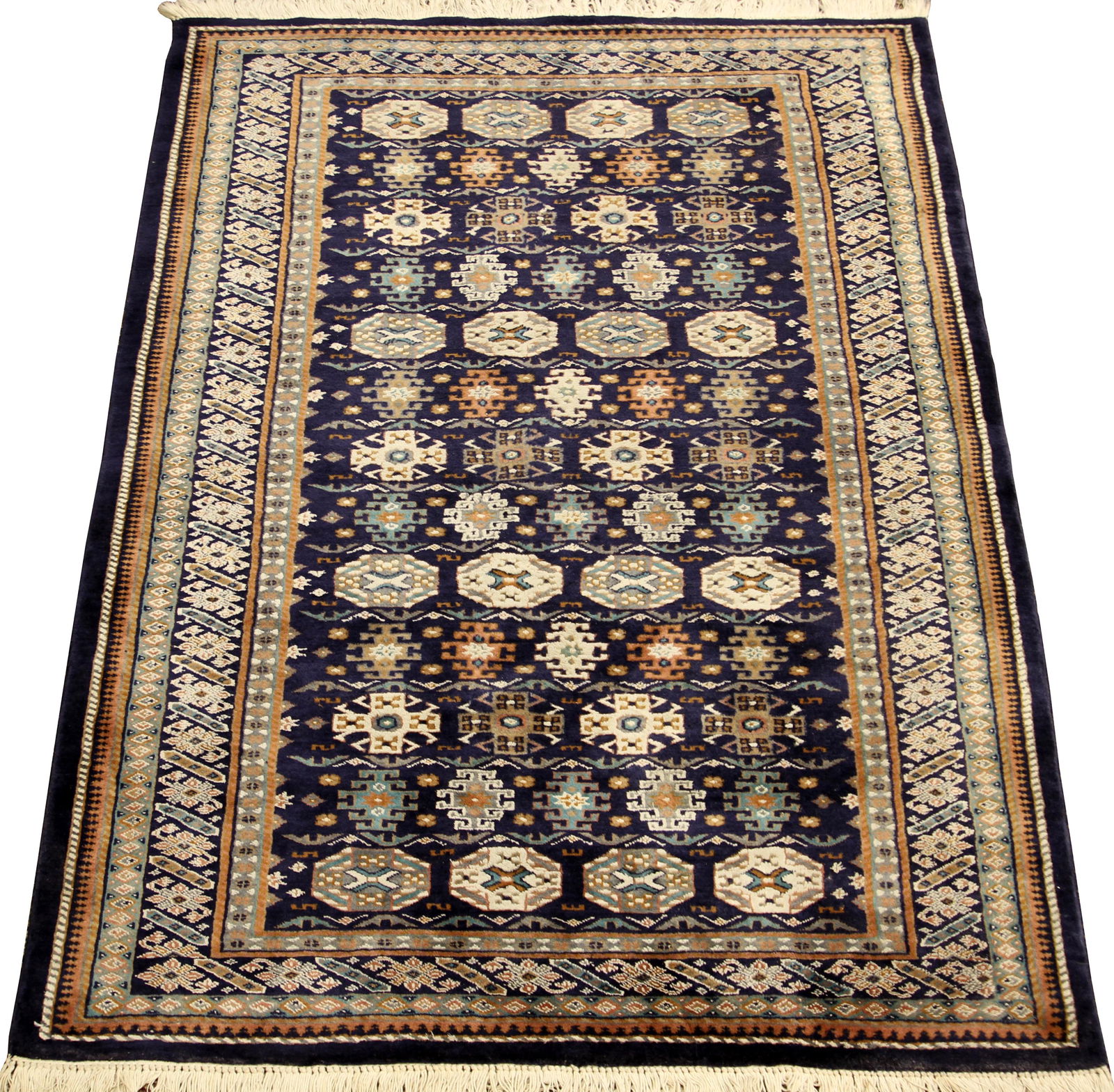 PAKISTAN HAND WOVEN RUG W 4'3" L 5'11" (1 of 4)