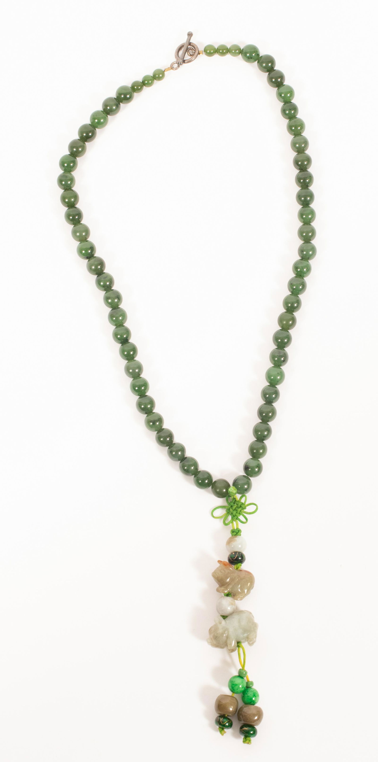 JADE BEAD NECKLACE L 19" (1 of 3)