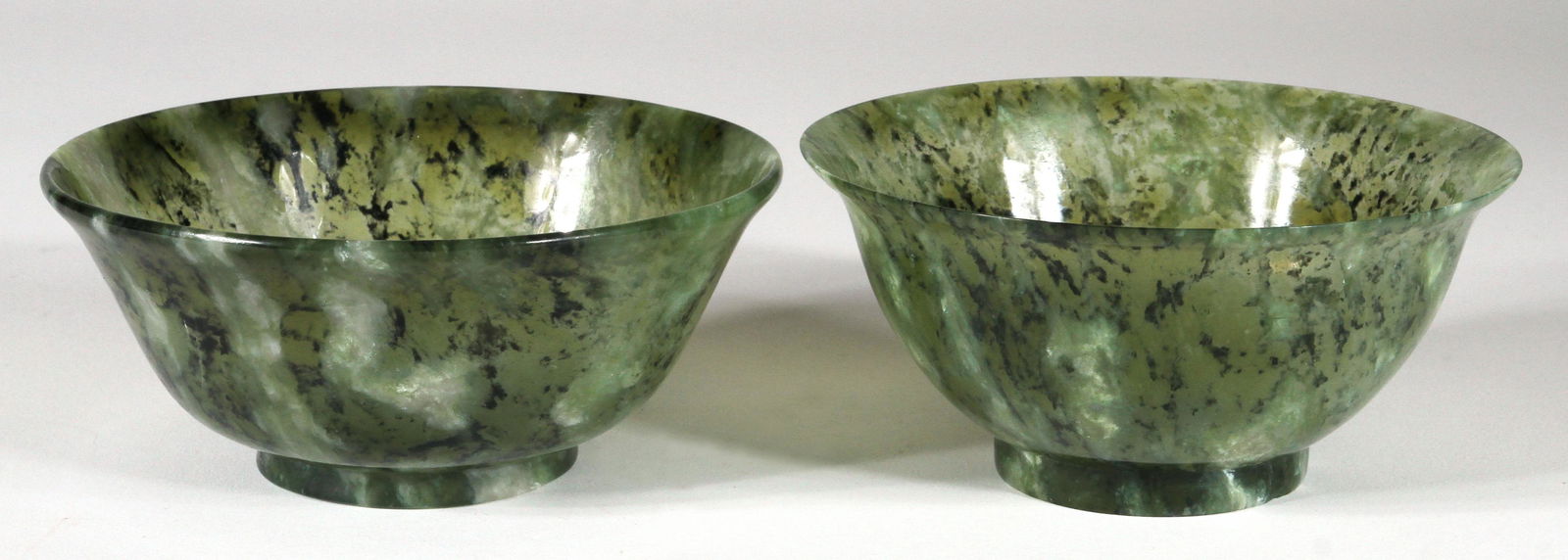 CHINESE SPINACH JADE BOWLS PAIR H 2.25" DIA 5" (1 of 6)