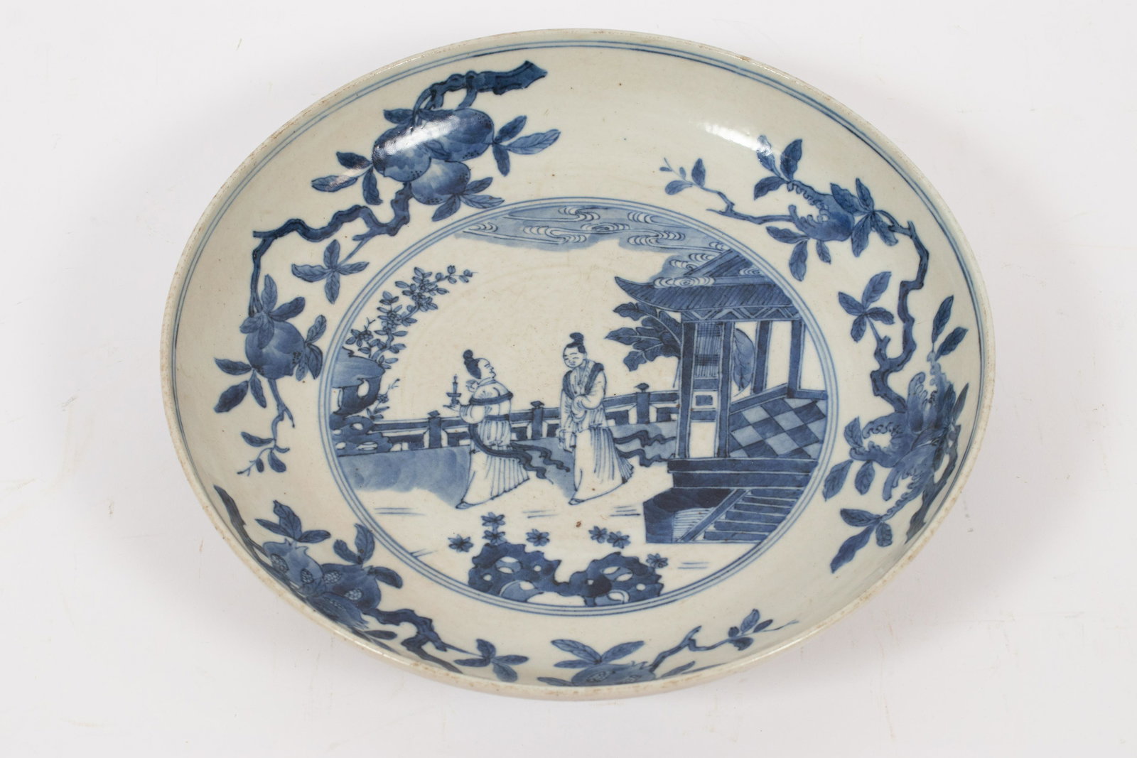 CHINESE EXPORT BLUE AND WHITE PORCELAIN CHARGER, H (1 of 4)