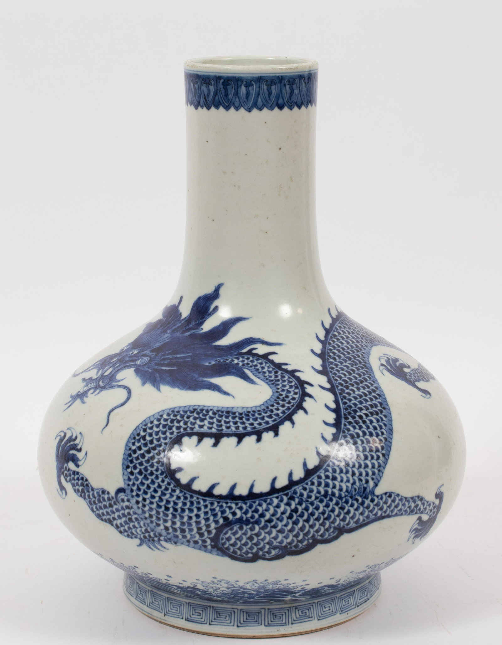 CHINESE BLUE AND WHITE PORCELAIN VASE, H 13", DIA 10.5" (1 of 4)