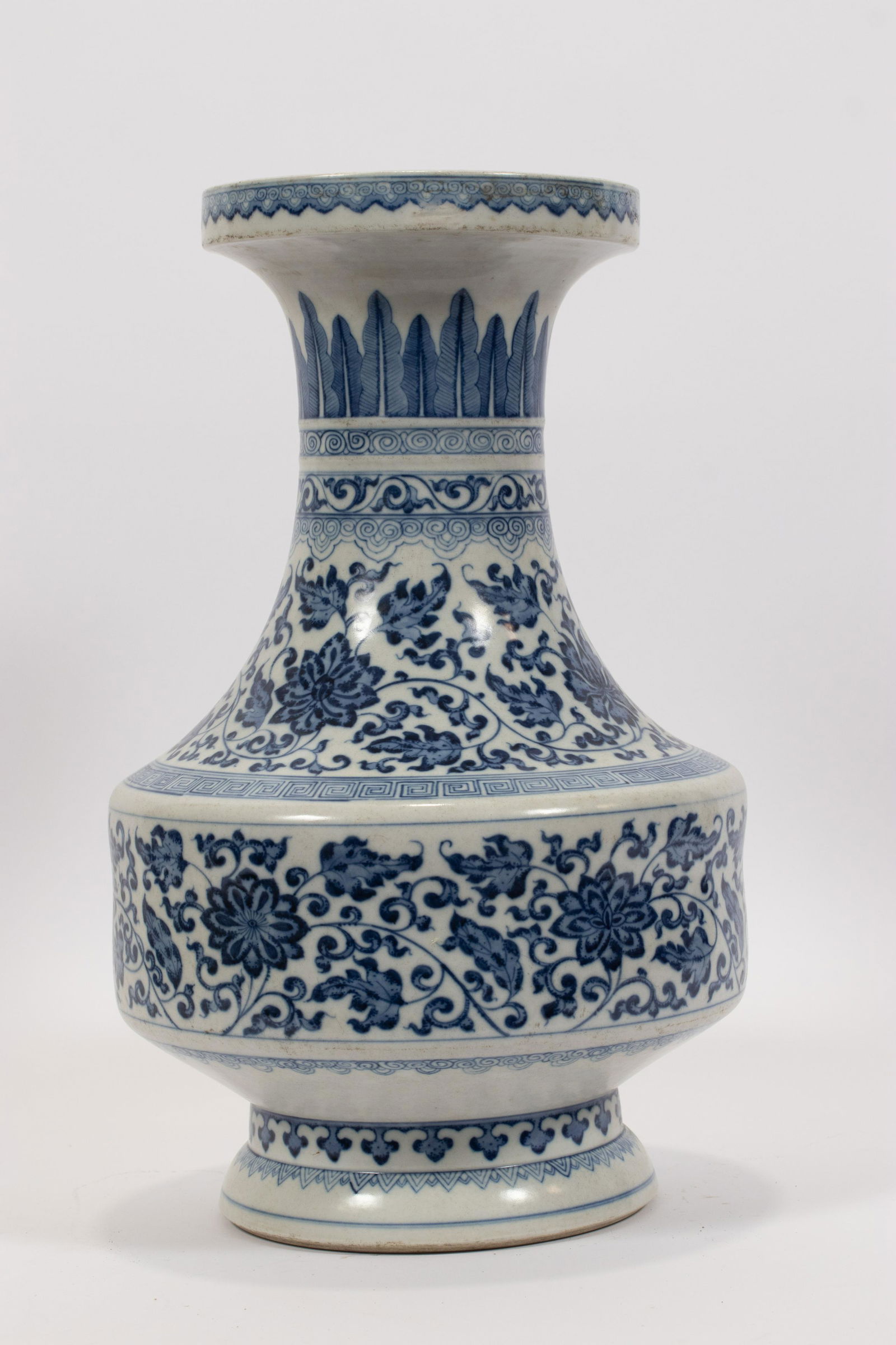 CHINESE BLUE AND WHITE PORCELAIN VASE, H 16.5", DIA (1 of 5)