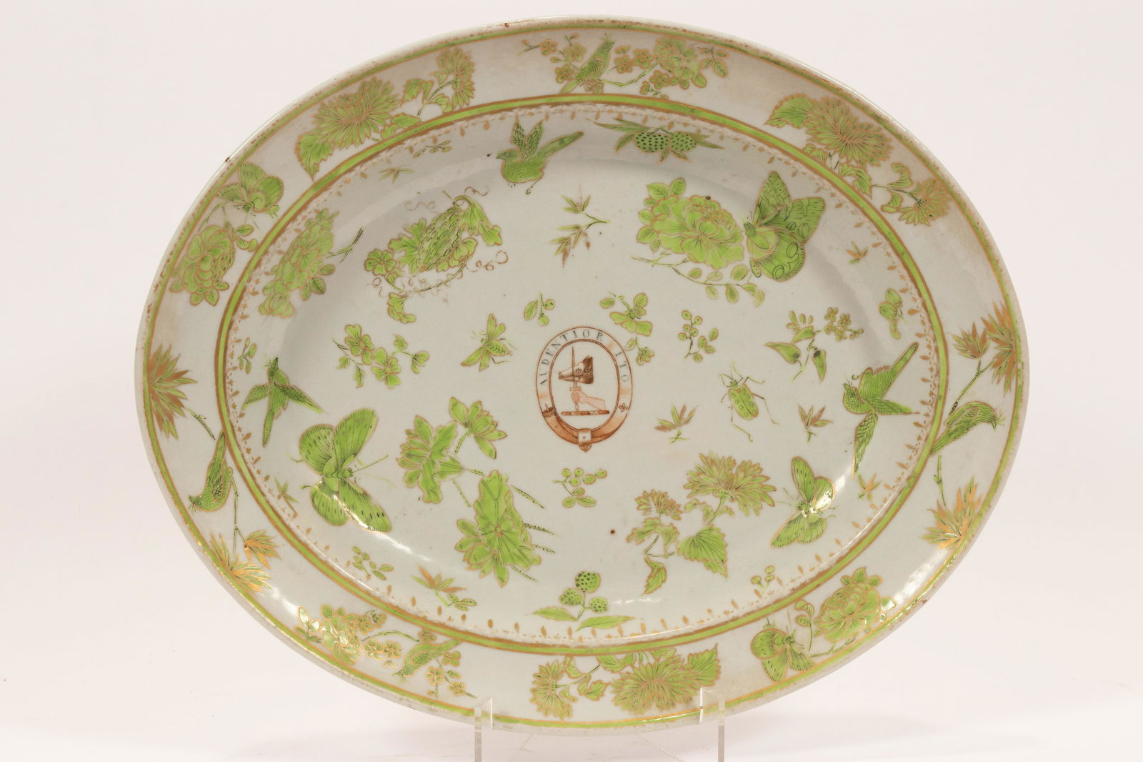 CHINESE EXPORT ARMORIAL PORCELAIN PLATTER, 18TH C, W (1 of 3)