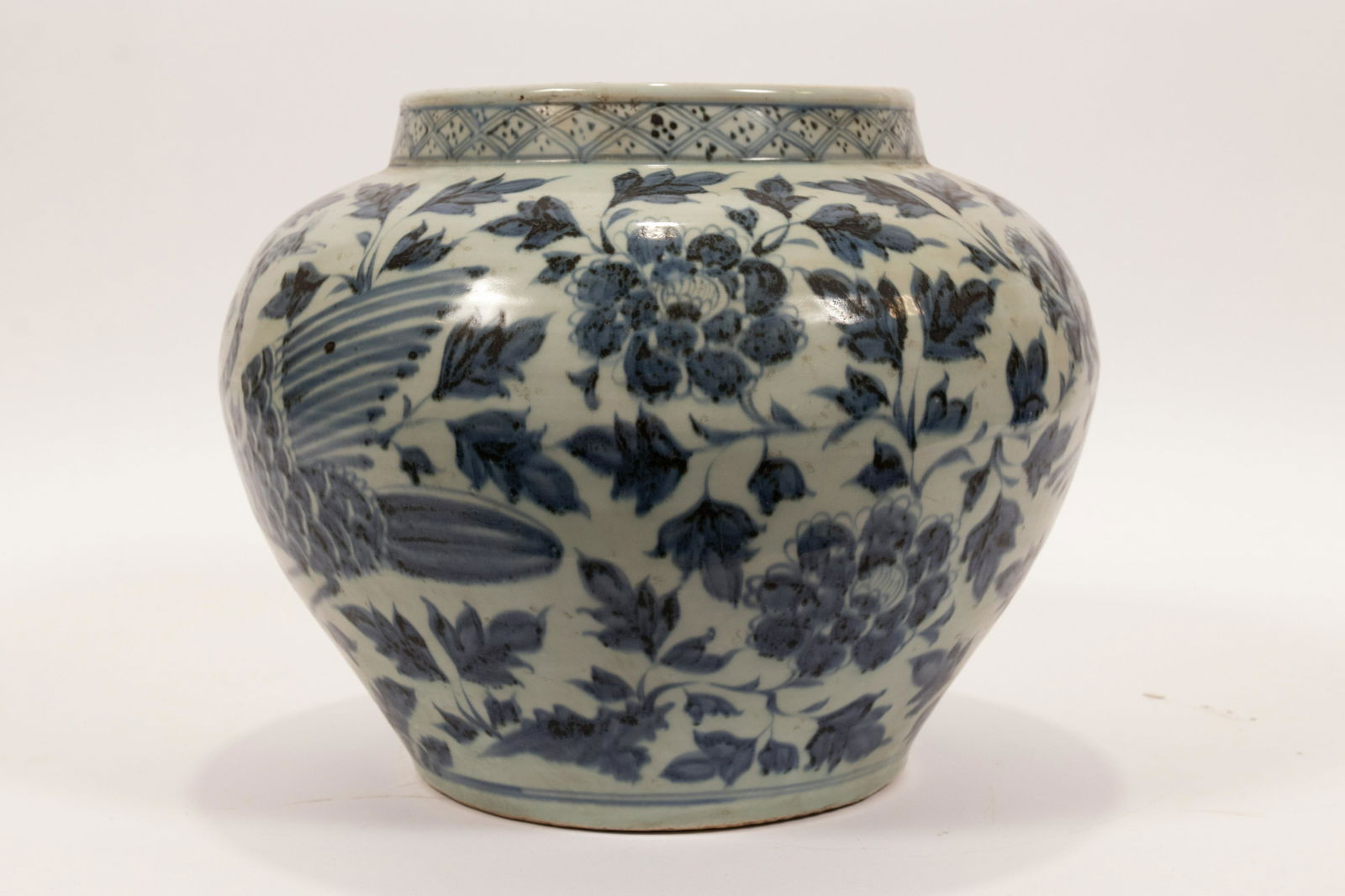CHINESE MING-STYLE BLUE AND WHITE PORCELAIN JAR, H (1 of 5)