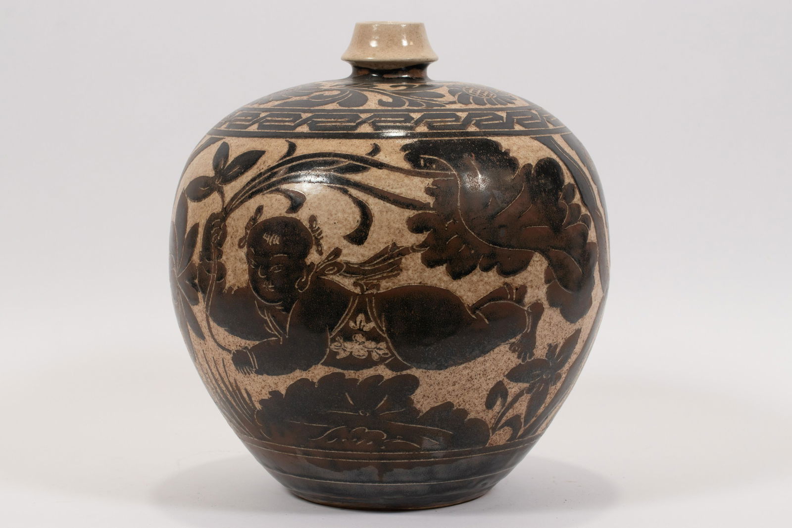 CHINESE CIZHOU-WARE JAR, H 12", DIA 11" (1 of 5)