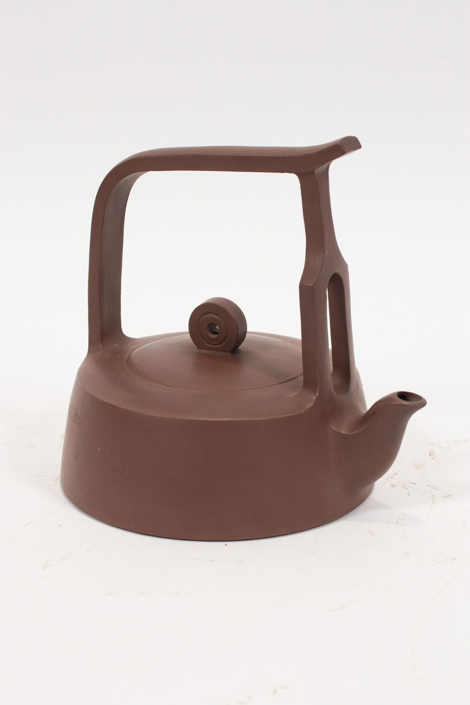 CHINESE YIXING POTTERY TEAPOT, H 6.25", L 6.5" (1 of 5)