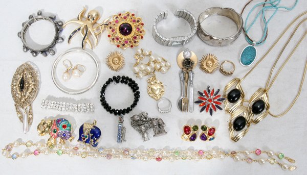 NAPIER, AVON, ENAMEL PIN, BROOCH, BRACELET, 27: NAPIER, AVON, ENAMEL PIN, BROOCHES PEWTER BRACELET 27 LOT:Broach Dia2" Austrian crystal dangle pierced earrings. Elephant enamel broaches. Octopus broach.Dia 3". Avon bracelet and ring. Flower pot pin