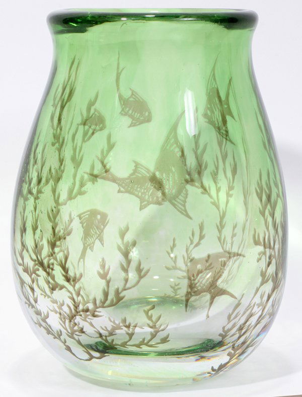 EDWARD HALD FOR ORREFORS GREEN TO CLEAR VASE: EDWARD HALD FOR ORREFORS GREEN TO CLEAR GLASS 'GRAAL' VASE, MID 20TH CENTURY, NO. 272, H 7", DIA 5":Having a flaring lip, bulbous form and a fish and seaweed motif. The underside is signed "Orrefors S