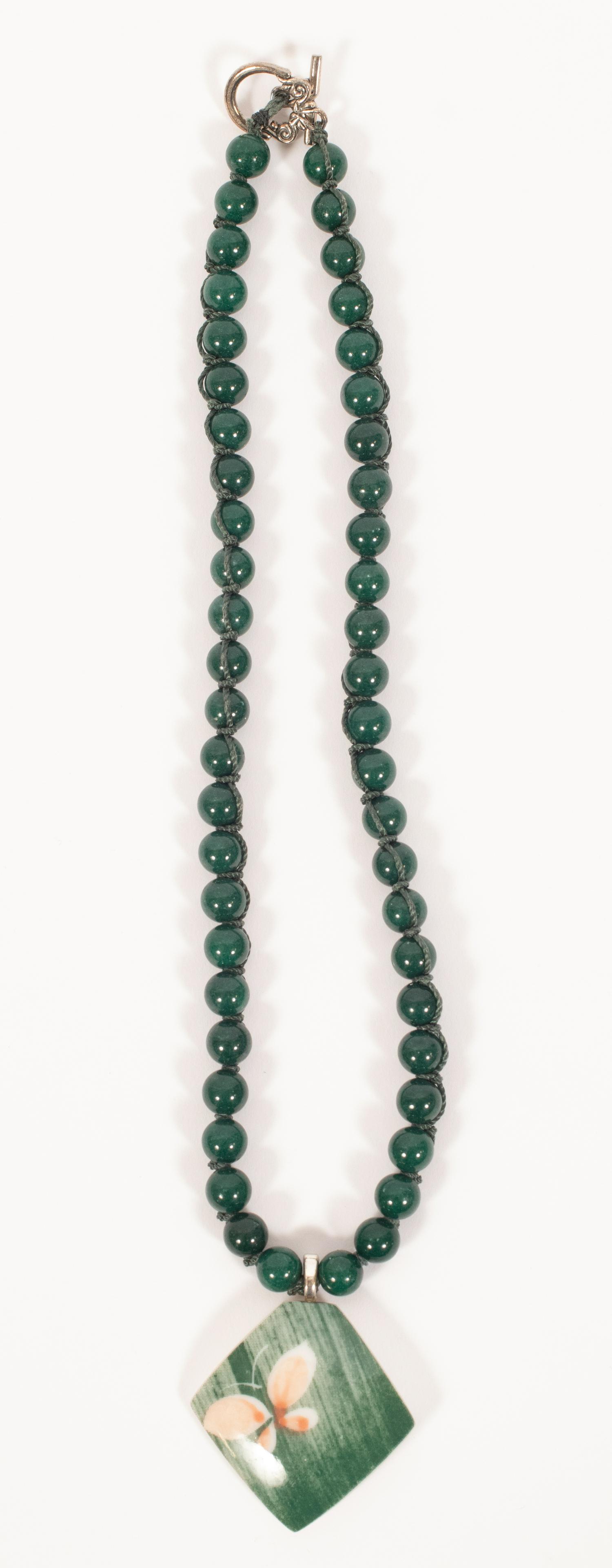 JADE BEAD NECKLACE L 16" (1 of 5)