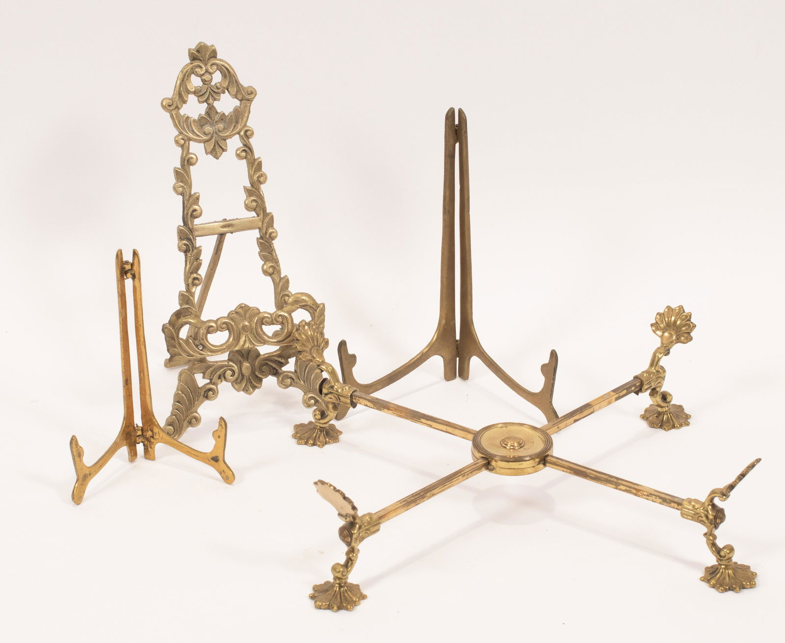 BRASS STANDS, 4 PCS, H 3"-10" (1 of 3)