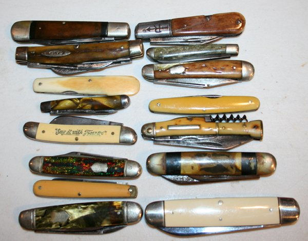 REMINGTON, CASE, IROQUOIS, ETC. POCKET KNIVES: REMINGTON, CASE, IROQUOIS, ETC. FOLDING POCKET KNIVES, 16 PCS., L 1 1/2"-3" BLADES:includes Remington, Iroquois, Utica NY, Case, Canton Cutlery Co., Russell USA, Ulster, Enderes Christmas tree handle,