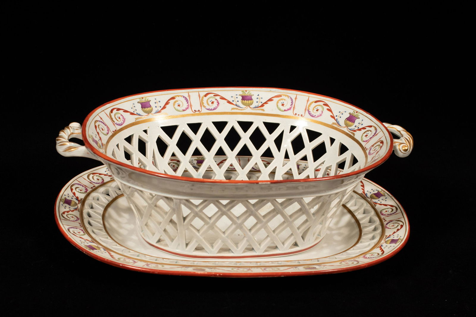 ENGLISH CREAMWARE CHESTNUT BASKET AND TRAY C 1830 L (1 of 4)