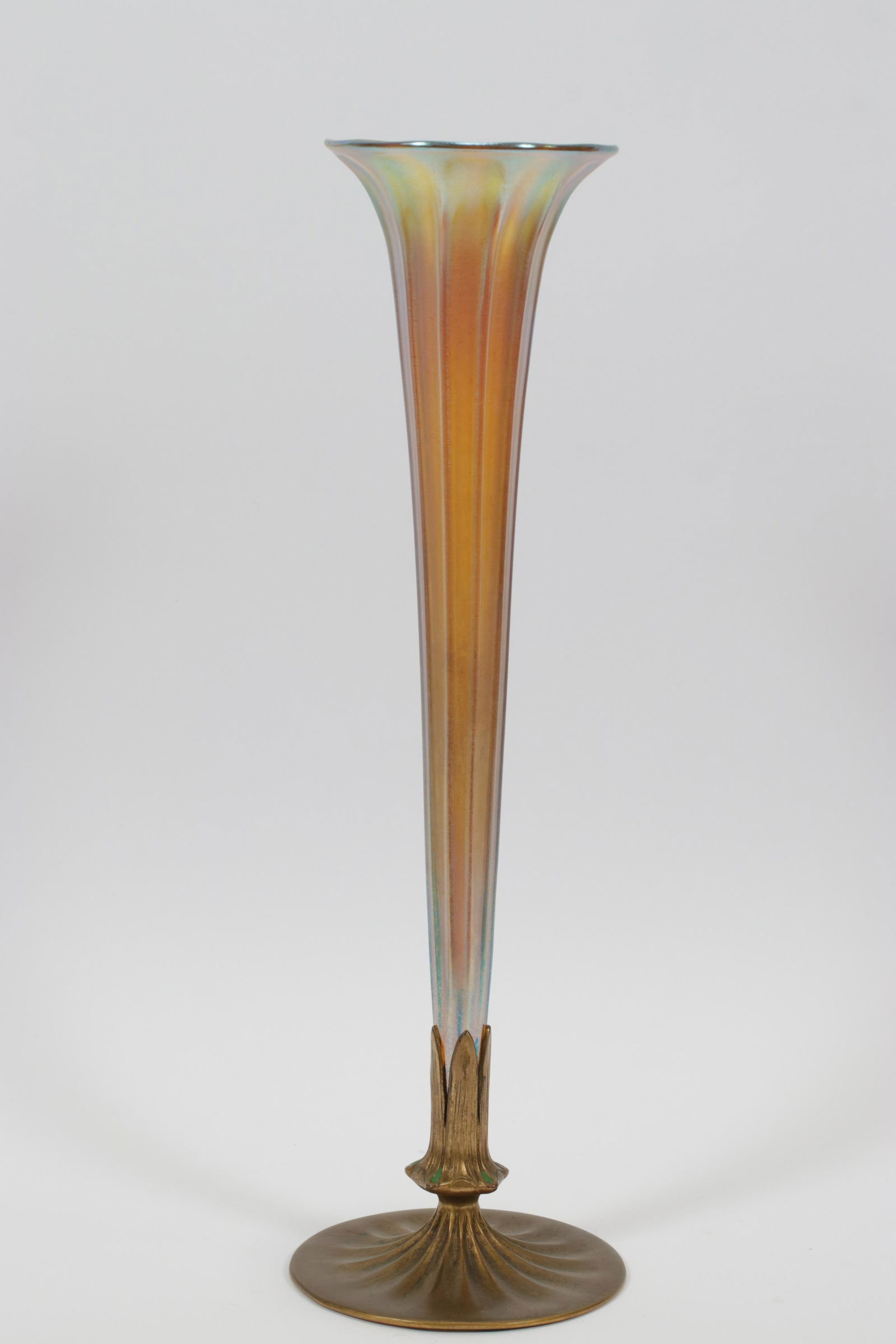 TIFFANY FURNACES FAVRILE GLASS AND BRONZE VASE H 18" (1 of 6)