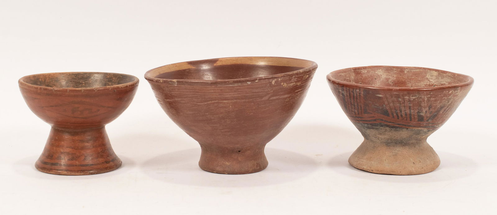 NATIVE AMERICAN INDIAN  POTTERY BOWLS, THREE  C 1900 (1 of 7)