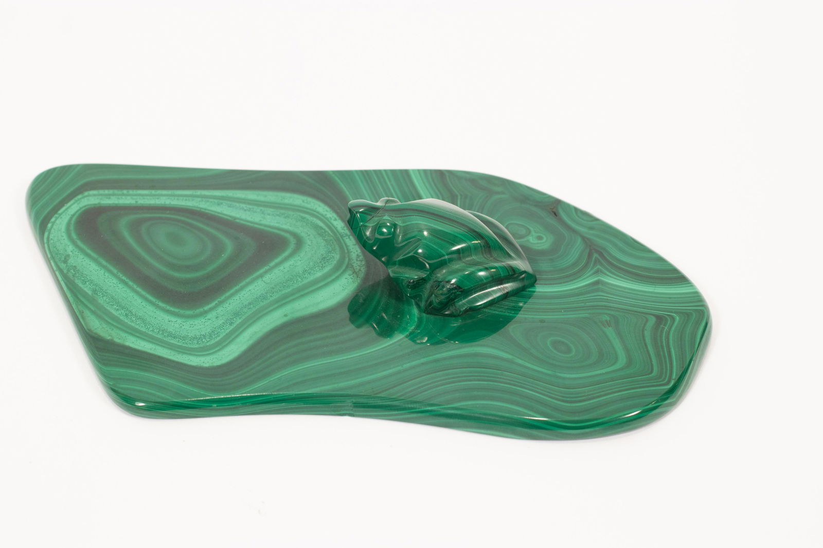 MALACHITE SLAB WITH  FROG IN RELIEF W 3.5" L 7" (1 of 3)